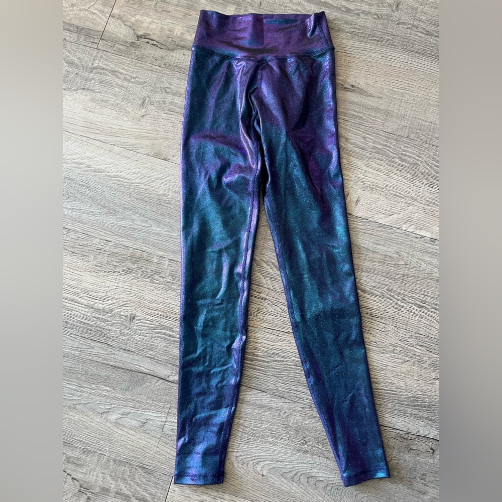 BuffBunny rebel leggings holographic